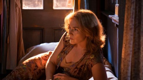 wonder-wheel-kate-winslet-nel-poster-del-nuovo-film-woody-allen-v4-305114-1280x720